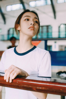 走一下撞一下深深咬合总裁